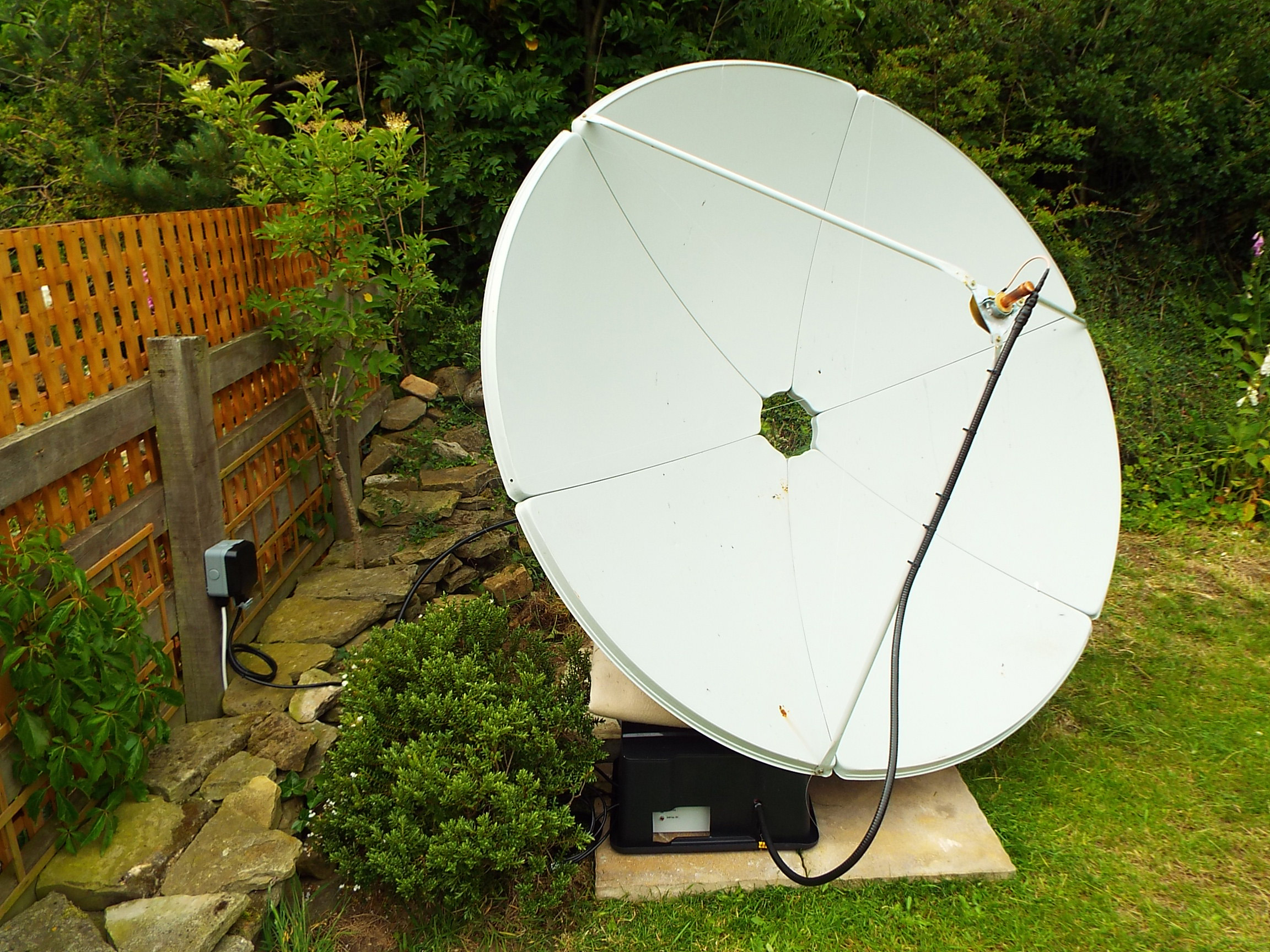 E-Bay 1.8Mtr Dish