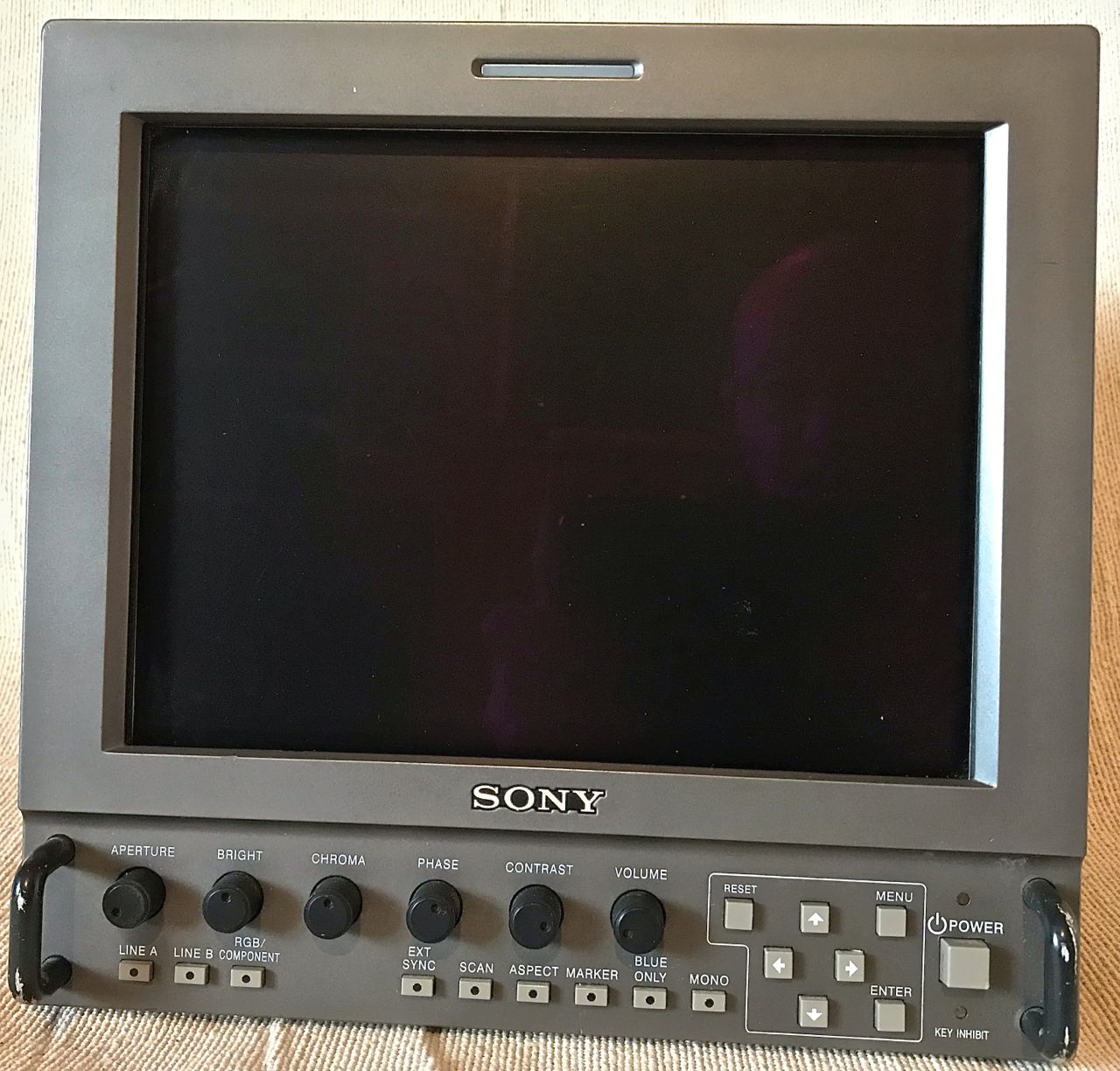 LMD.9020. front panel.